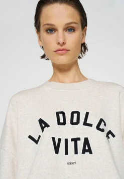 La Dolce VitaFelpaSoft White Melee Donna Felpe 10221J02L-A11 -Ulla Popken Negozio 4c13db25e1674a01a1ed5411f29159ed scaled