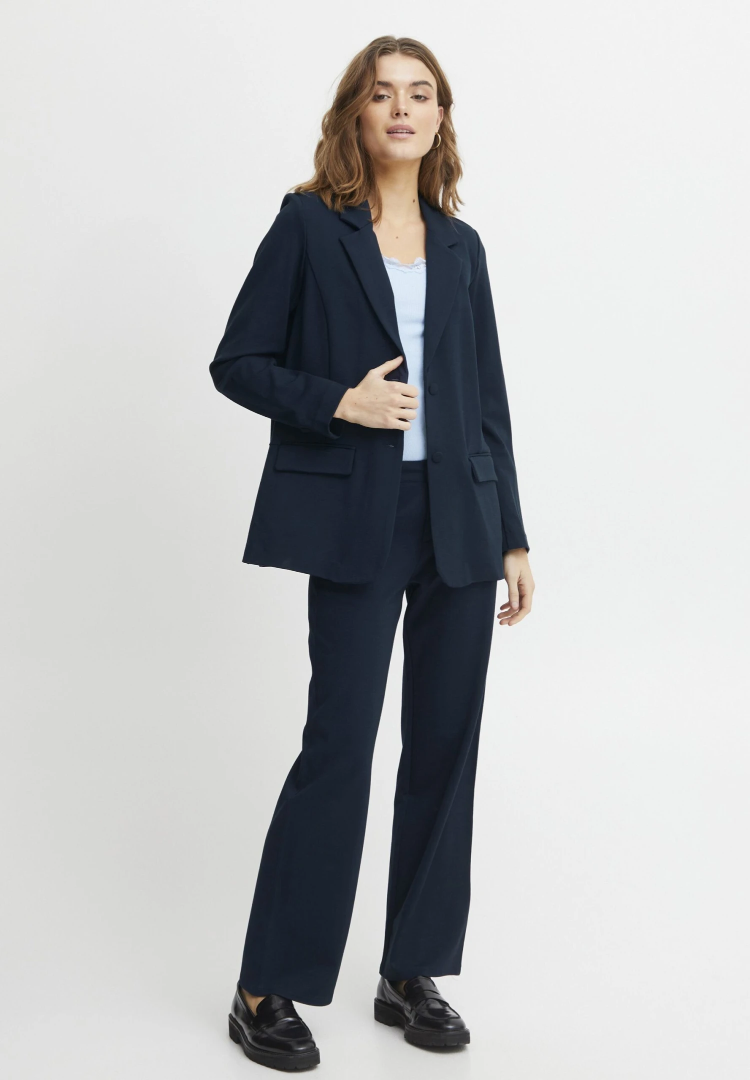 Fransa Frlano Bla BlazerDark Peacoat Donna Giacche E Blazer F2121G025-K12 2 Fransa Frlano Bla BlazerDark Peacoat Donna Giacche E Blazer F2121G025-K12 - immagine 2