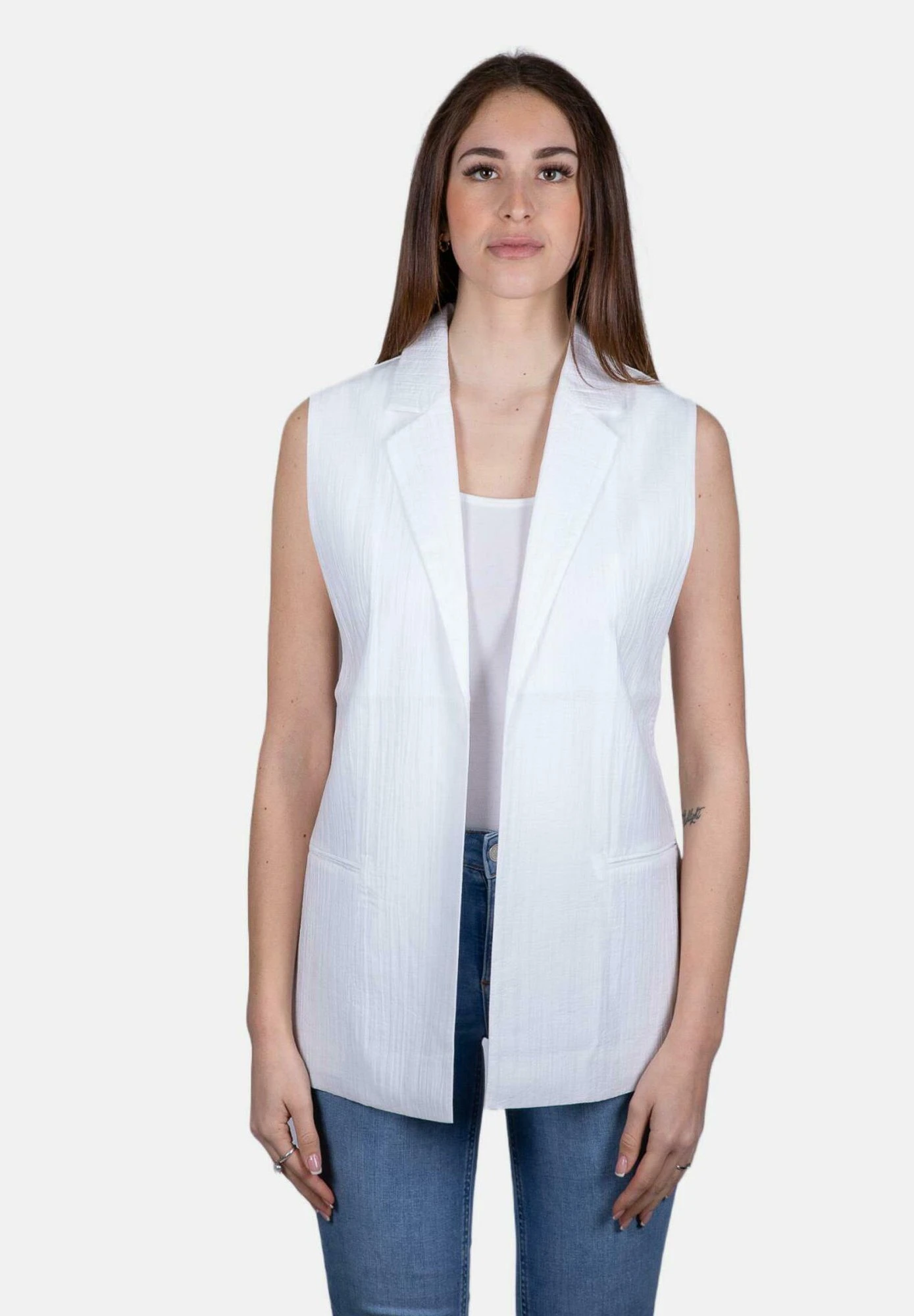 Armani Exchange SmanicatoBianco Donna Giacche E Blazer ARC21U02R-A11 1 Armani Exchange SmanicatoBianco Donna Giacche E Blazer ARC21U02R-A11