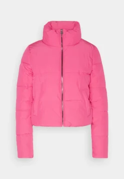 ONLY Onldolly Short Puffer JacketGiacca InvernaleFuchsia Purple Donna Giacche E Blazer ON321U0HW-J13 10 ONLY Onldolly Short Puffer JacketGiacca InvernaleFuchsia Purple Donna Giacche E Blazer ON321U0HW-J13 -Ulla Popken Negozio e89b2ac696584446ba6169813a489321 scaled