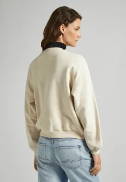 Pepe Jeans CaraFelpaIvory White Donna Felpe PE121J09K-B11 -Ulla Popken Negozio f59021143c404abbafc25c652a5ac980